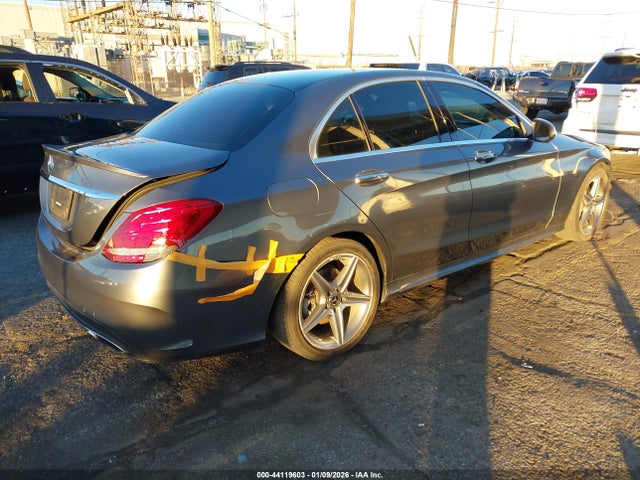 55SWF4JB4JU235650 Mercedes-Benz C 300