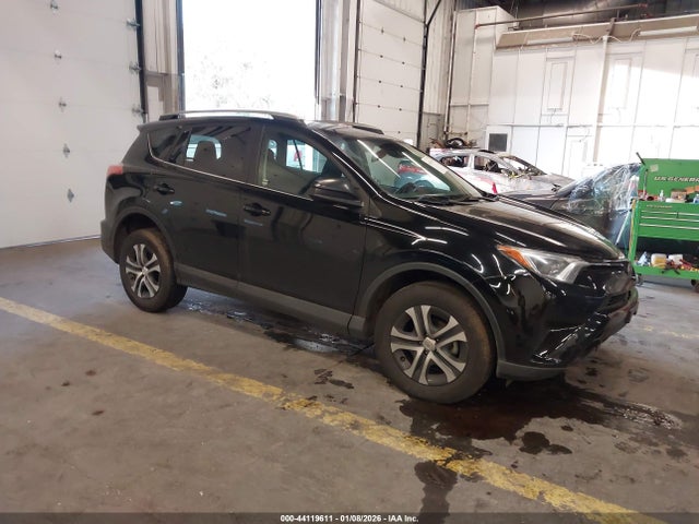 2018 TOYOTA RAV4 2T3BFREV7JW736513