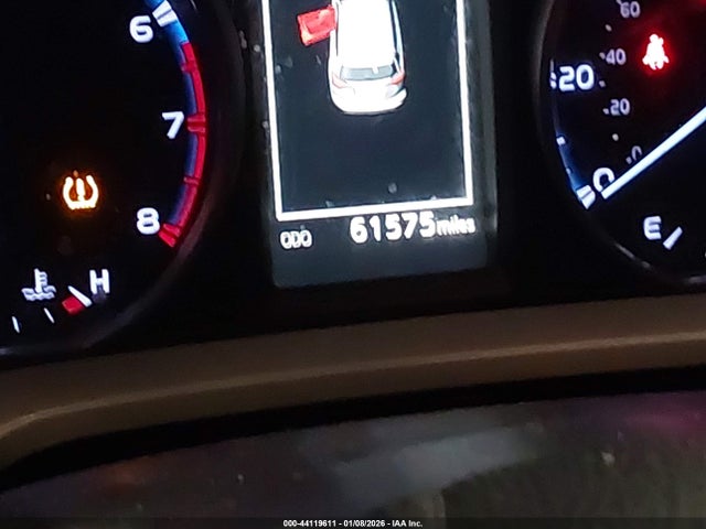 Toyota RAV4 LE 2018 2T3BFREV7JW736513 Image 15