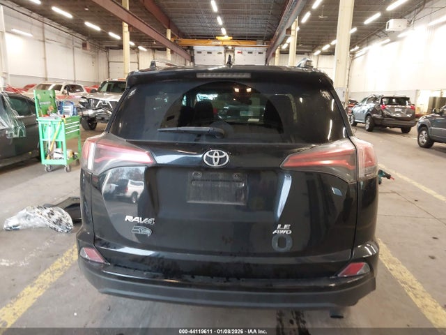 Toyota RAV4 LE 2018 2T3BFREV7JW736513 Image 16