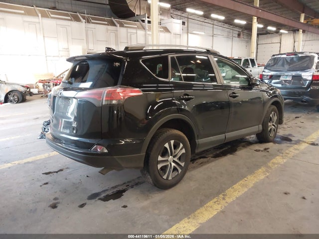 2018 TOYOTA RAV4 2T3BFREV7JW736513 Photo 3