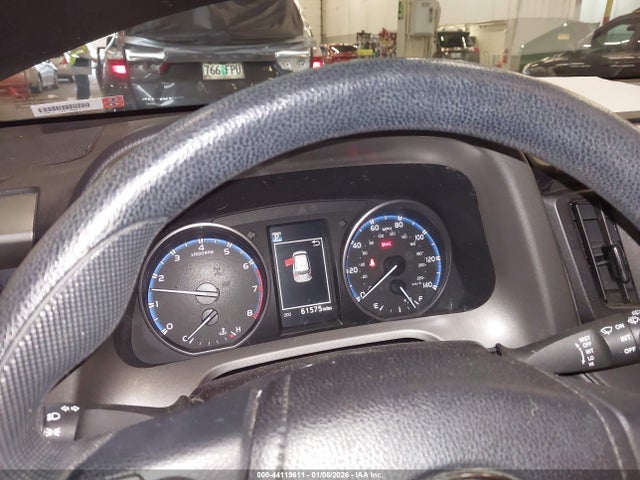 2018 TOYOTA RAV4 2T3BFREV7JW736513 Photo 6