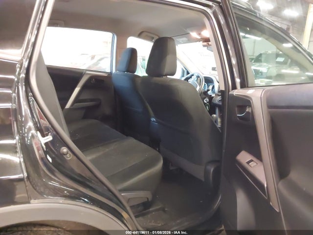 2018 TOYOTA RAV4 2T3BFREV7JW736513 Photo 7