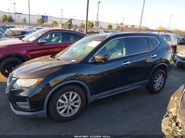 Nissan ROGUE SV 2018 5N1AT2MT7JC792686 Image 14