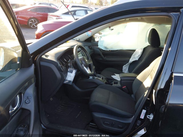 Nissan ROGUE SV 2018 5N1AT2MT7JC792686 Image 5