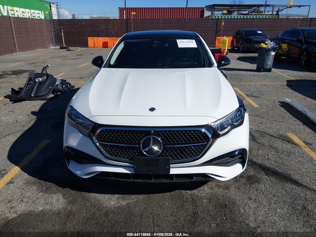 W1KLF4GB1SA161308 Mercedes-Benz E 350