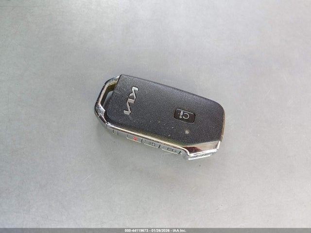 5XXG14J26NG106123 KIA K5 LXS