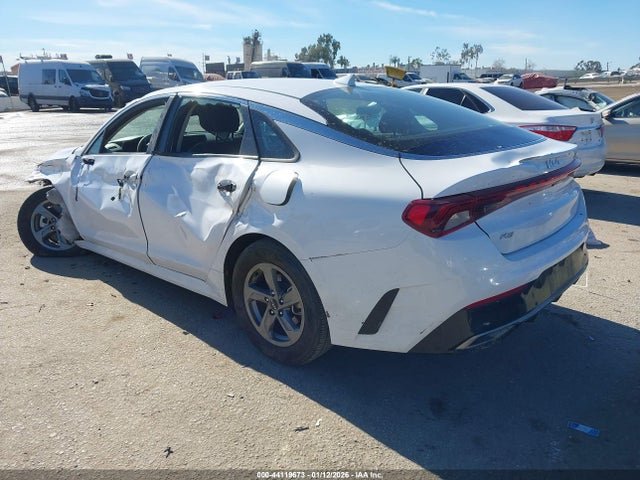 5XXG14J26NG106123 KIA K5 LXS