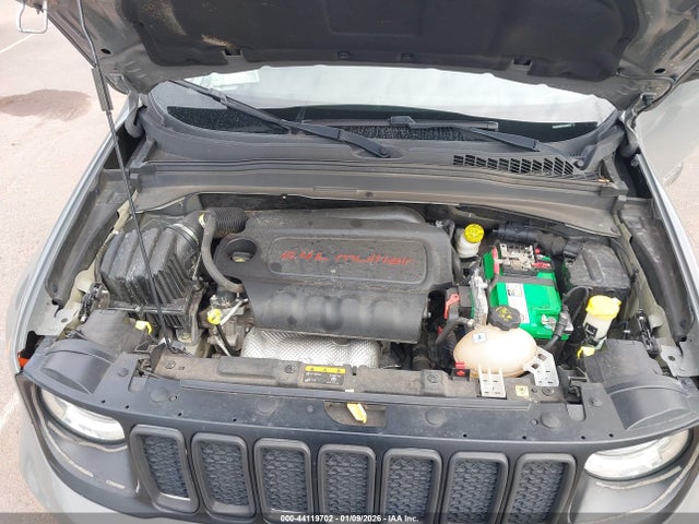 Auction sale of the 2020 Jeep Renegade Latitude Fwd, vin: ZACNJABB2LPL94670, lot number: 44119702