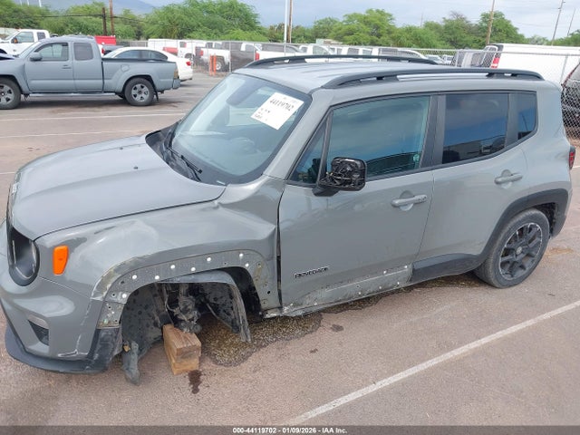 Auction sale of the 2020 Jeep Renegade Latitude Fwd, vin: ZACNJABB2LPL94670, lot number: 44119702