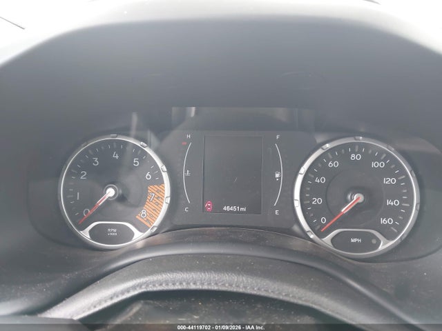 Auction sale of the 2020 Jeep Renegade Latitude Fwd, vin: ZACNJABB2LPL94670, lot number: 44119702