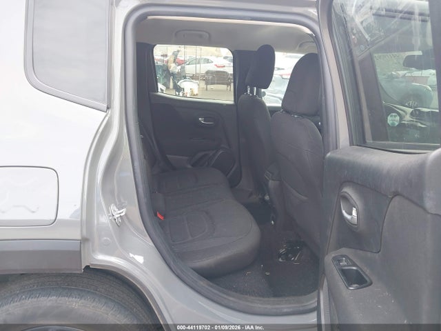 Auction sale of the 2020 Jeep Renegade Latitude Fwd, vin: ZACNJABB2LPL94670, lot number: 44119702