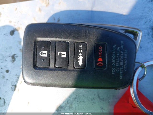 JTHBW1GG9H2141941 Lexus ES 300H