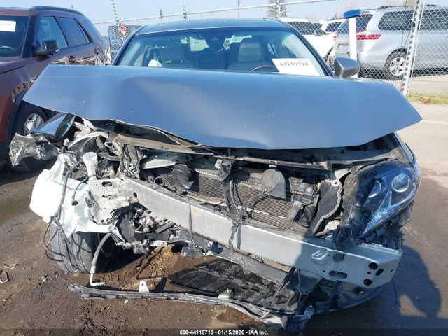 JTHBW1GG9H2141941 Lexus ES 300H