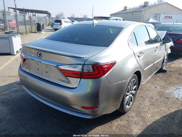 JTHBW1GG9H2141941 Lexus ES 300H