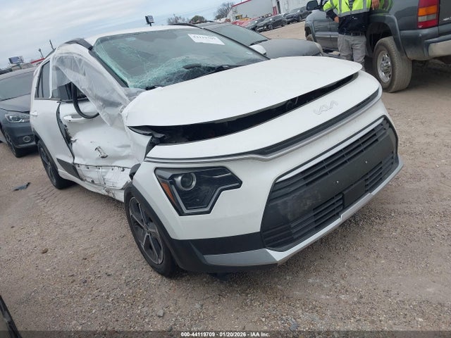 2023 KIA NIRO KNDCR3LE7P5116112
