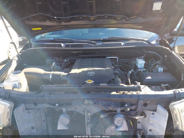 5TDZY5G14FS056332 Toyota Sequoia Sr5 5.7l V8