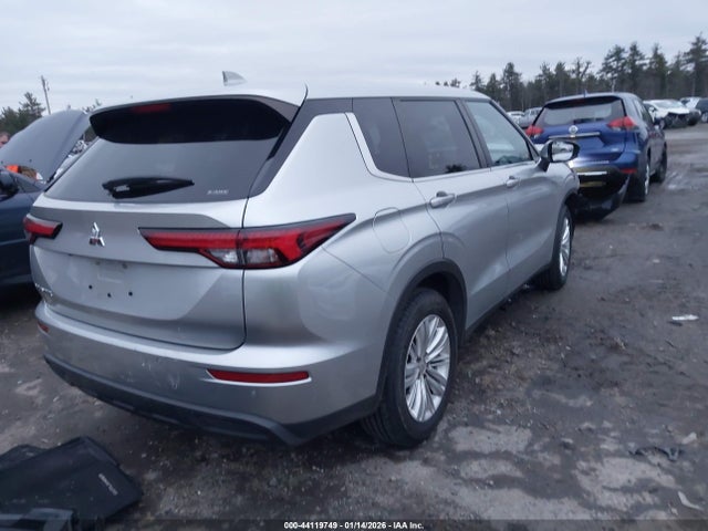 2022 MITSUBISHI OUTLANDER JA4J4TA8XNZ023393 Photo 3