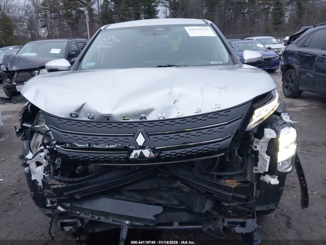 2022 MITSUBISHI OUTLANDER JA4J4TA8XNZ023393 Photo 5