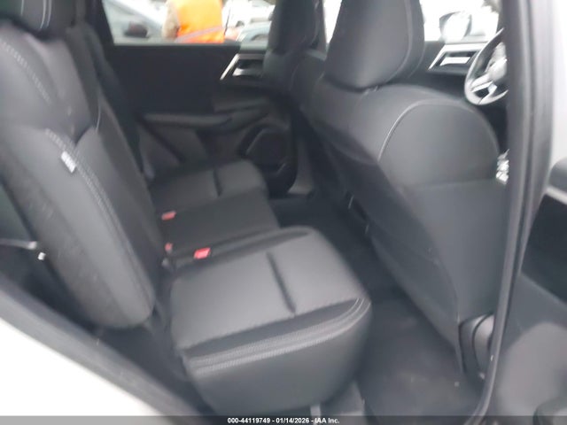 2022 MITSUBISHI OUTLANDER JA4J4TA8XNZ023393 Photo 7