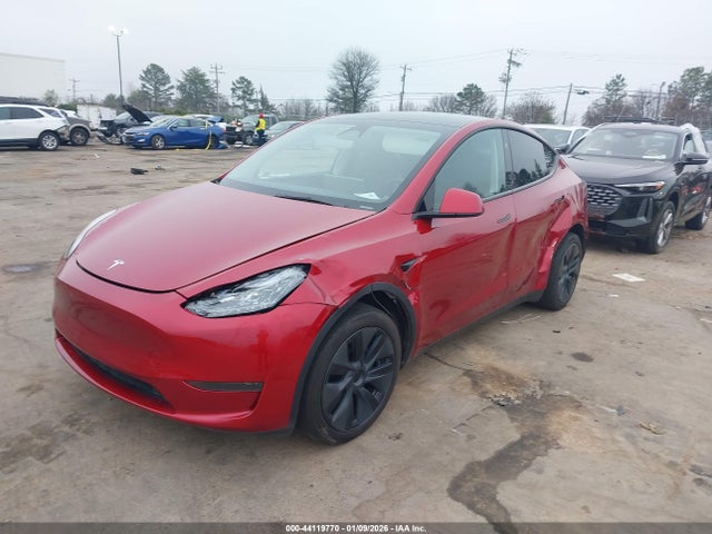 2024 TESLA MODEL Y 7SAYGDED5RA326294 Photo 1