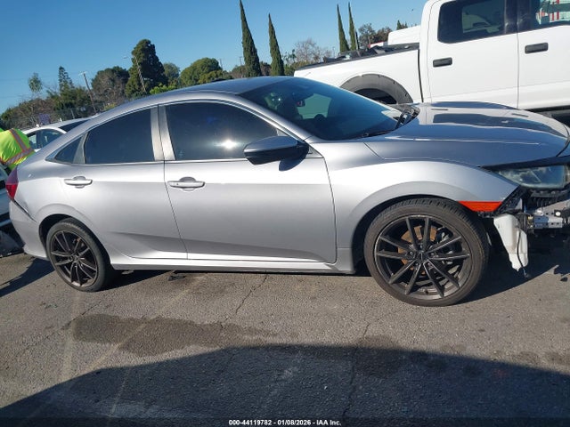 Honda Civic Sport 2019 2HGFC2F85KH556007 Image 13