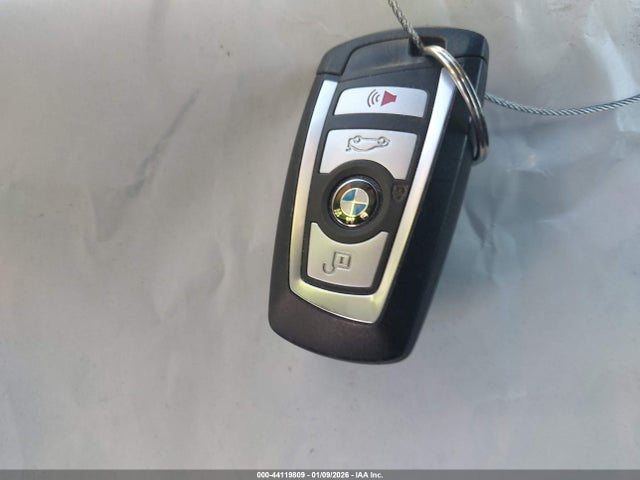 2016 BMW M4 WBS3R9C5XGK338852 Photo 10