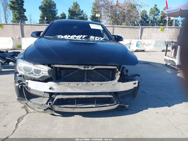 WBS3R9C5XGK338852 BMW M4
