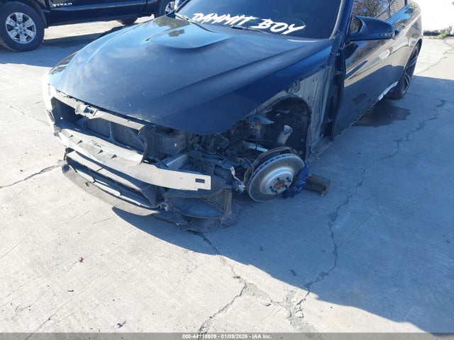 2016 BMW M4 WBS3R9C5XGK338852 Photo 5