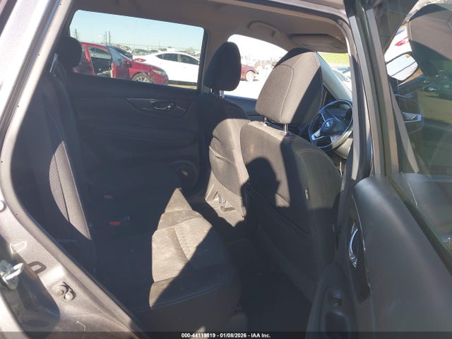 Nissan ROGUE SV 2019 KNMAT2MT9KP533874 Image 8