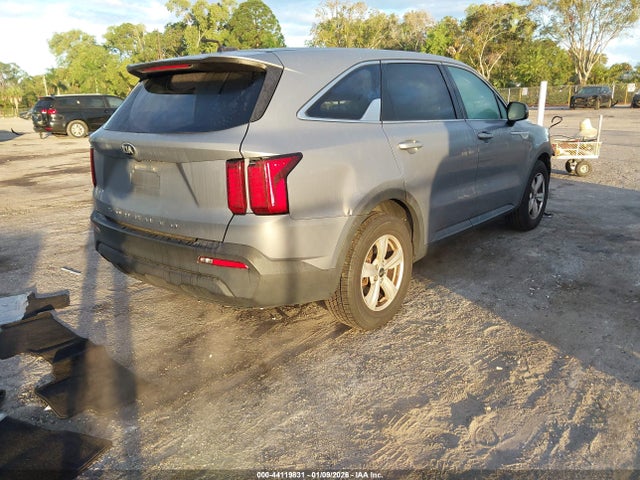 2021 KIA SORENTO 5XYRG4LC0MG033998 Photo 3