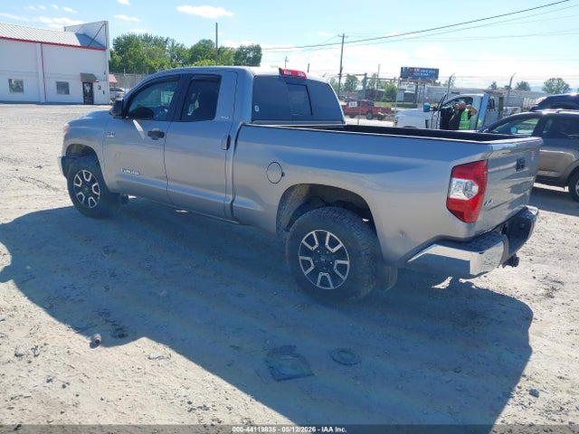 5TFUW5F13HX655706 Toyota Tundra Sr5 5.7l V8