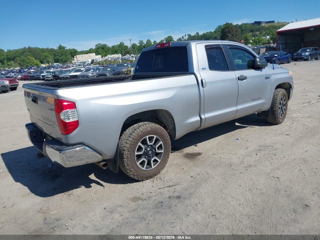 5TFUW5F13HX655706 Toyota Tundra Sr5 5.7l V8