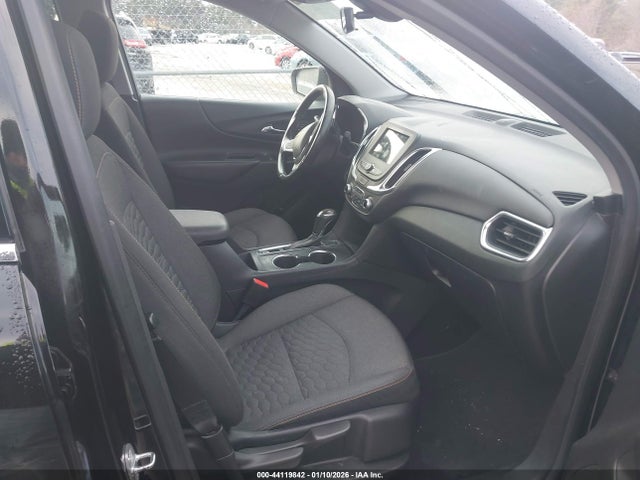 3GNAXUEV1KL332828 Chevrolet EQUINOX LT