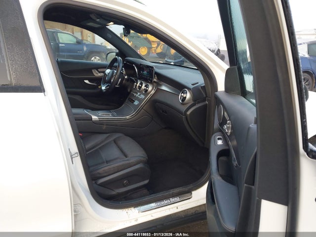 W1N0G8EB8NV396413 Mercedes-Benz Glc 300 4matic Suv