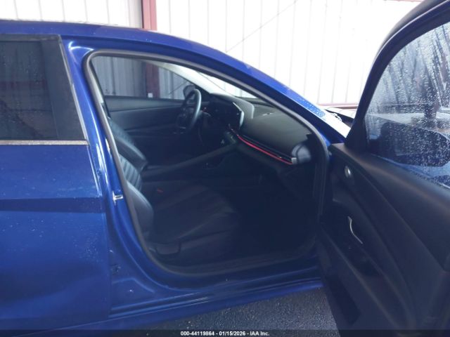 2021 HYUNDAI ELANTRA 5NPLP4AG1MH040169 Photo 4