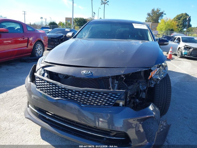 KIA Optima S 2018 5XXGT4L3XJG251093 Image 11