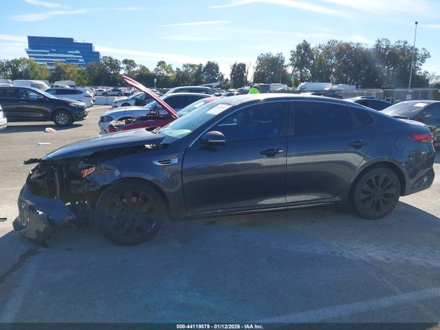 KIA Optima S 2018 5XXGT4L3XJG251093 Image 13