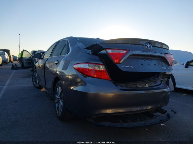 2017 TOYOTA CAMRY HYBRID 4T1BD1FK5HU214655 Photo 2