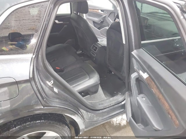 WA1BNAFY7J2003944 Audi Q5 2.0t Premium/2.0t Tech Premium