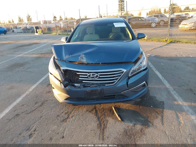 5NPE24AF0FH165732 Hyundai SONATA SE