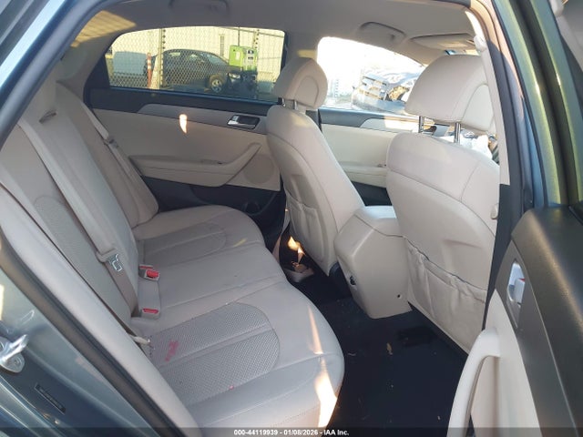 5NPE24AF0FH165732 Hyundai SONATA SE