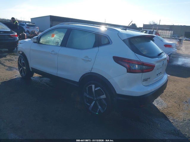 JN1BJ1CV8MW316139 Nissan Rogue Sport Sl Fwd Xtronic Cvt