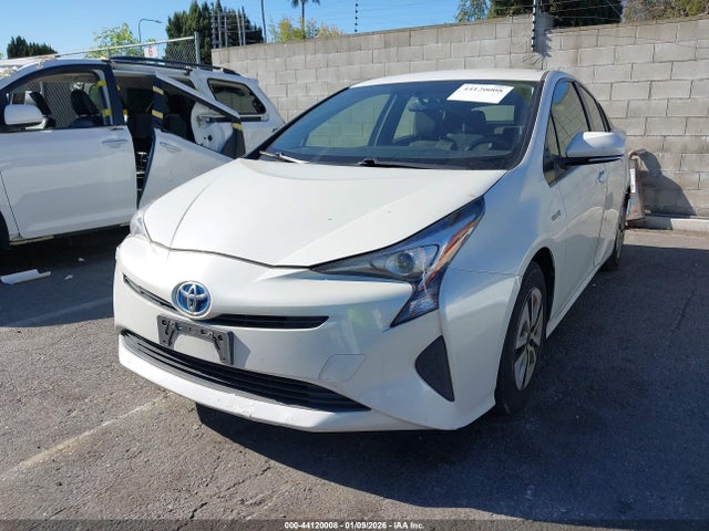 JTDKBRFUXG3516697 Toyota Prius Two