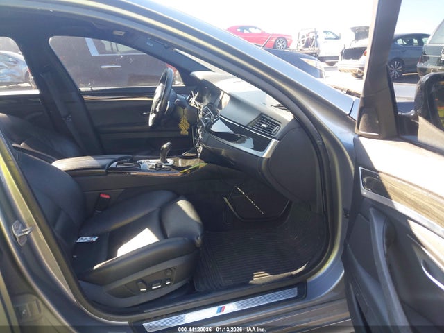 2013 BMW 550I WBAFU9C51DDY71446 Photo 4