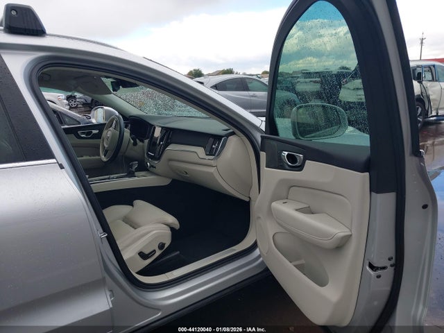 YV4102RL0M1846087 Volvo Xc60 T5 Inscription