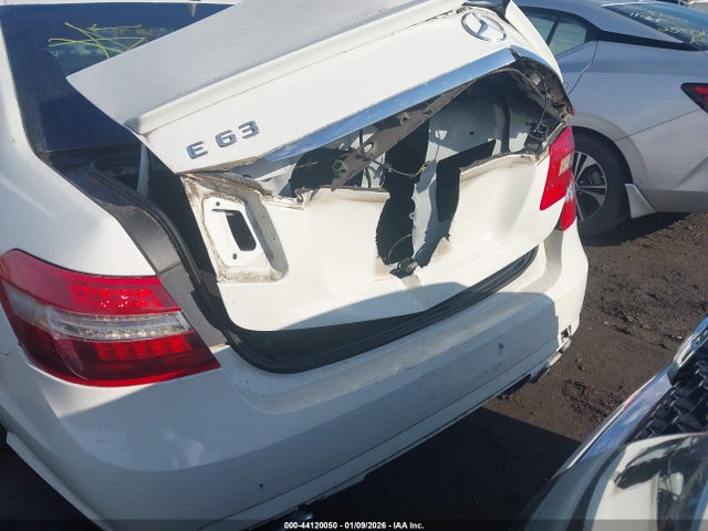 2010 MERCEDES-BENZ E 63 AMG WDDHF7HB0AA095578 Photo 5