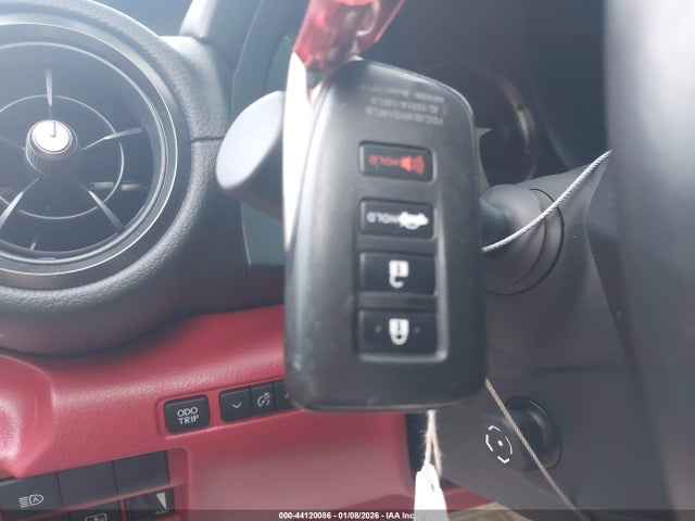 2023 LEXUS IS 500 JTHAP1D22P5002636 Photo 10