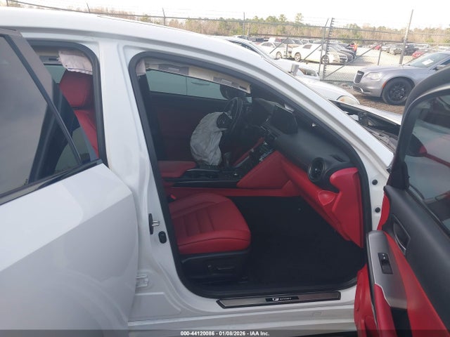 2023 LEXUS IS 500 JTHAP1D22P5002636 Photo 4