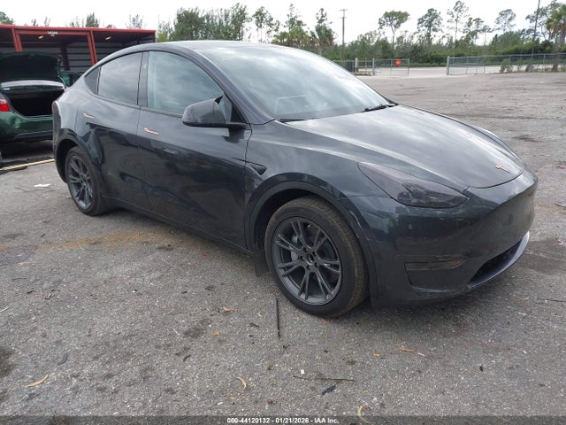 2025 TESLA MODEL Y 7SAYGDED5SA374996
